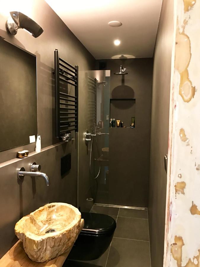 デン・ハーグ Boutique Hide & Seek, Bed & Beach Bed & Breakfast エクステリア 写真