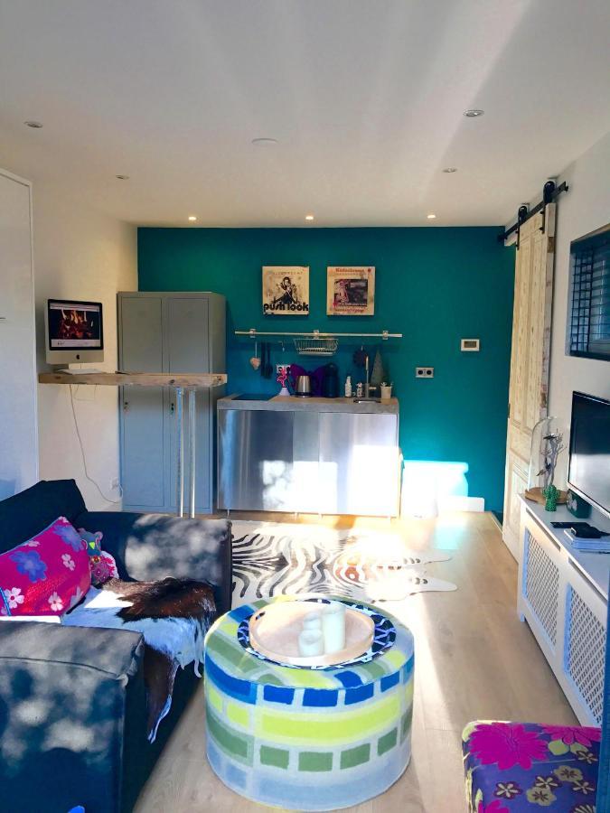 デン・ハーグ Boutique Hide & Seek, Bed & Beach Bed & Breakfast エクステリア 写真