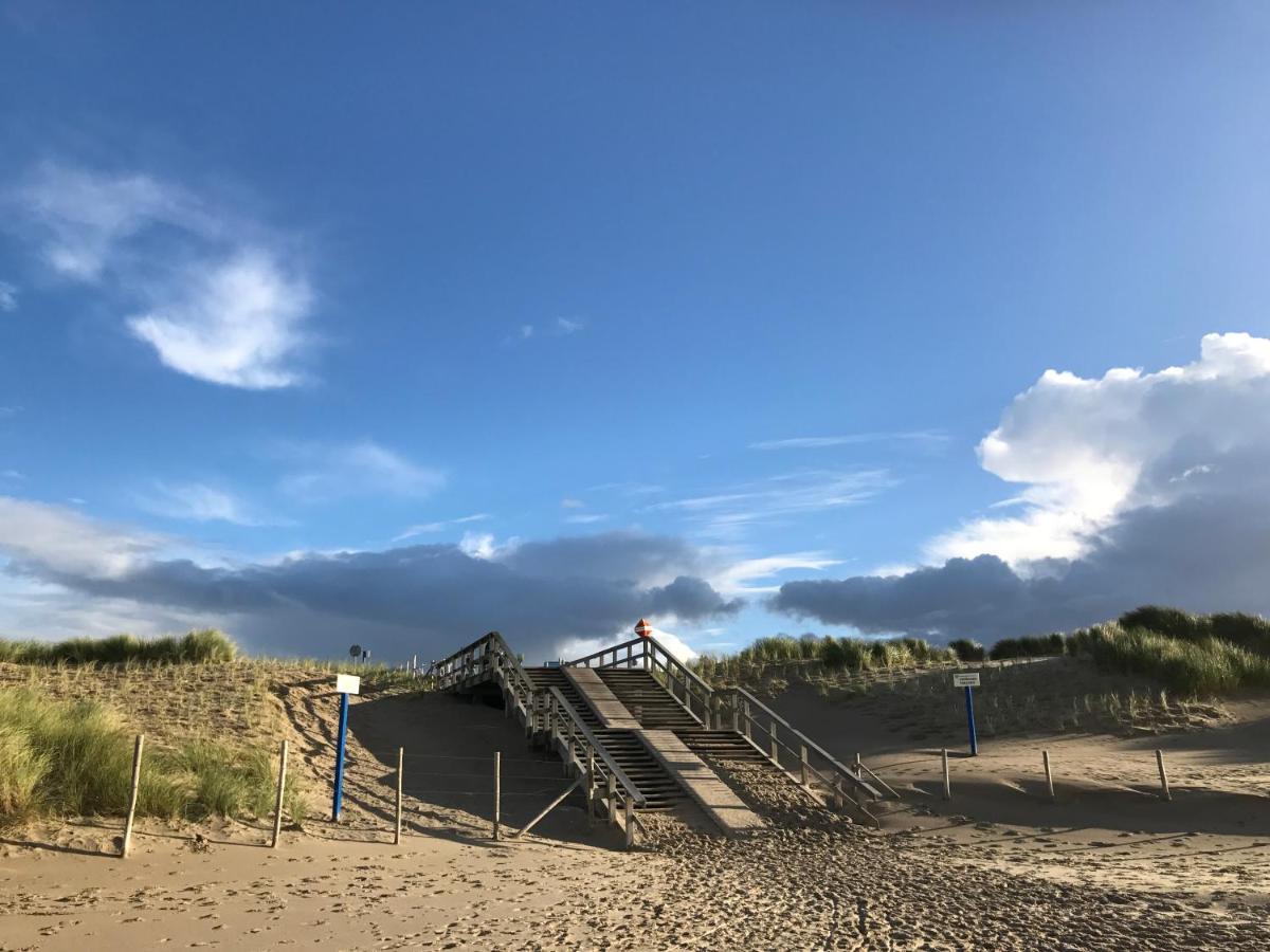 デン・ハーグ Boutique Hide & Seek, Bed & Beach Bed & Breakfast エクステリア 写真